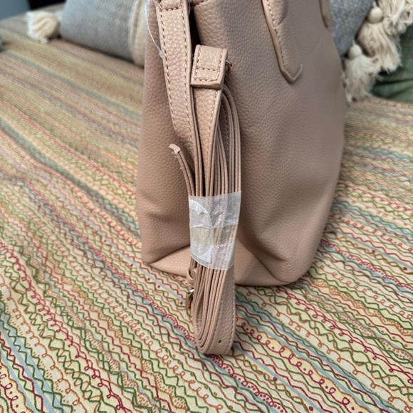 NWT New York and Company Stylish Nude Satchel has short and long straps - Picture 12 of 14